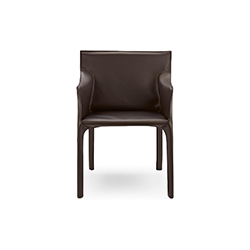 SADDLE餐椅 利欧信工作室 EOOS 利欧信工作室