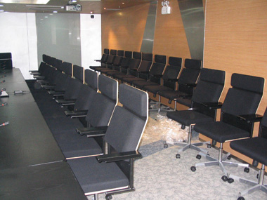 办公椅|布面会议椅|办公家具|Avarte布面会议椅|布面会议椅|会议椅|班前椅