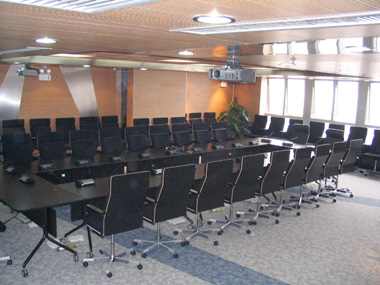 办公椅|布面会议椅|办公家具|Avarte布面会议椅|布面会议椅|会议椅|班前椅